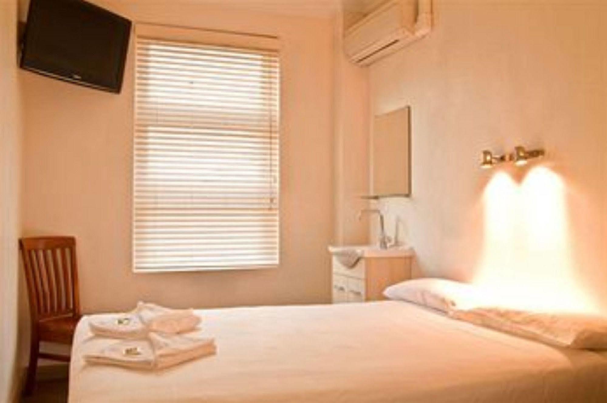 Cbd Hotel Newcastle Exterior foto